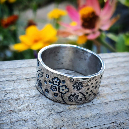 Sterling silver flower ring band, botanical jewelry, floral ring band